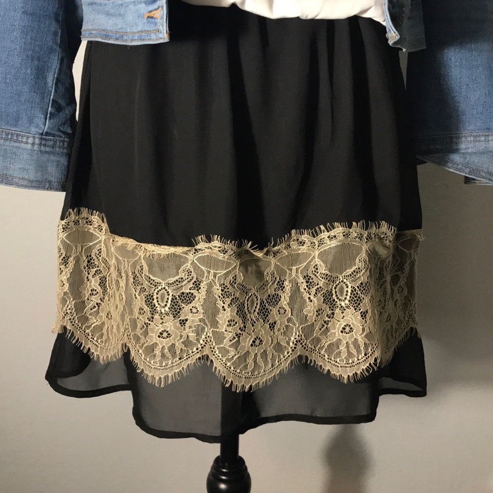 👣Lily White skirt